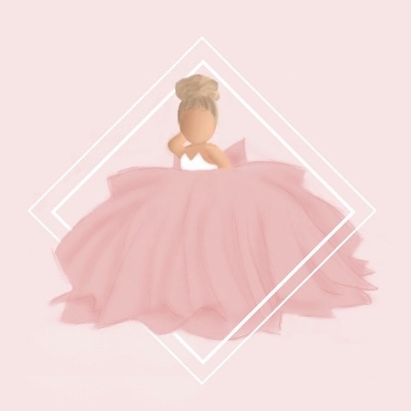 Meet your Posher, Kyra - Picture 1 of 1